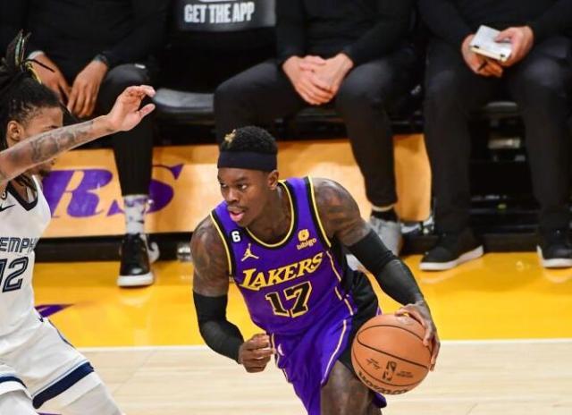 KAIYUN下载app-湖人终于赢了关键球！施罗德关键抢断打2+1真犀利