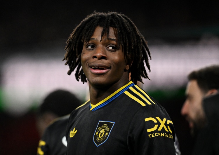 开云体育-曼晚：曼联还在评估多尔古的伤势，现阶段还未确定具体伤缺时间